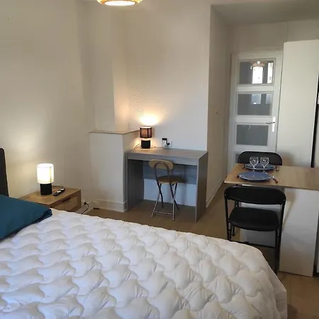 Avec Lit Queensize * נאנסי